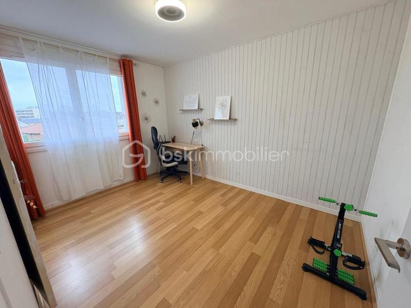 Appartement - 77 m² - 3 pièces