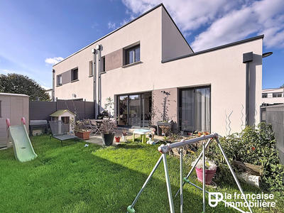 Maison - 85 m² - 5 pièces
