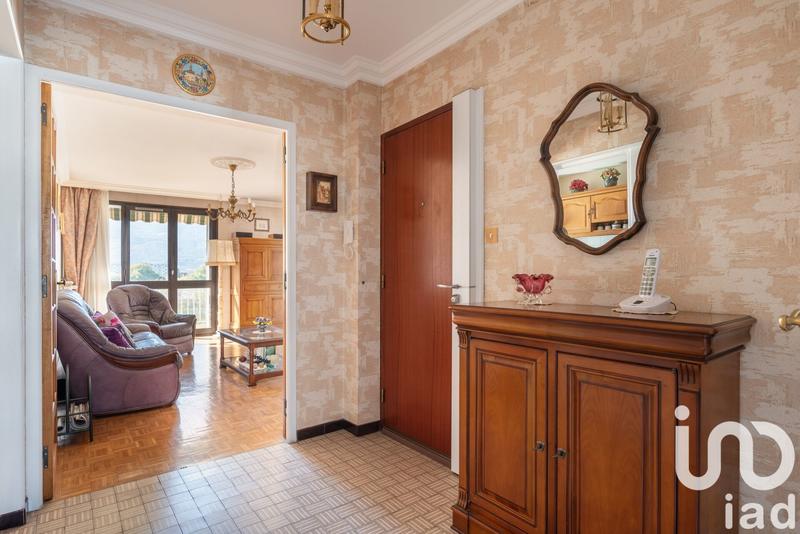 Appartement - 81 m² - 4 pièces