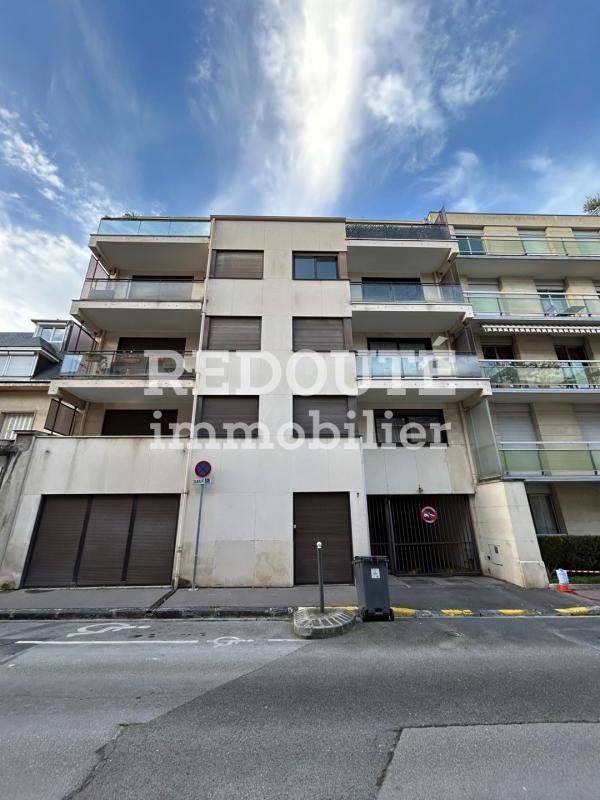 Bureau - 144 m² - 3 pièces