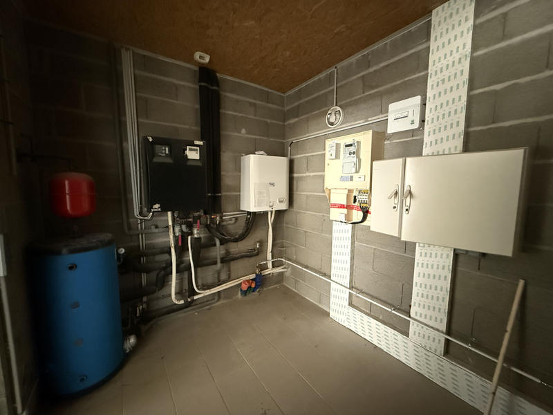 Maison - 230 m² - 2 pièces