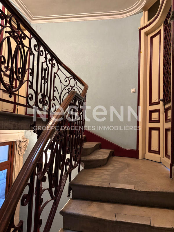 Appartement - 120 m² - 7 pièces