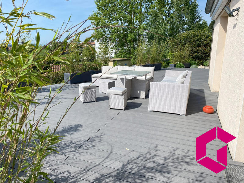 Maison contemporaine - 133 m² - 6 pièces