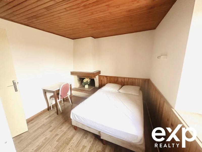 Maison - 600 m² - 29 pièces