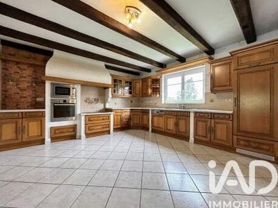 Maison - 237 m² - 6 pièces