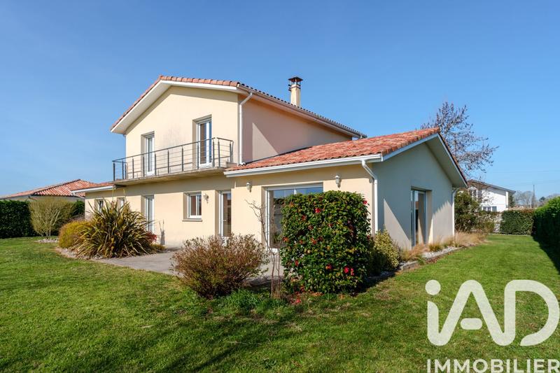 Maison - 150 m² - 5 pièces