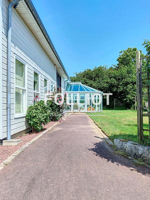 Maison - 189 m² - 6 pièces