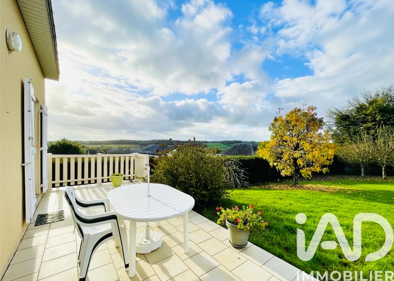 Maison - 102 m² - 5 pièces