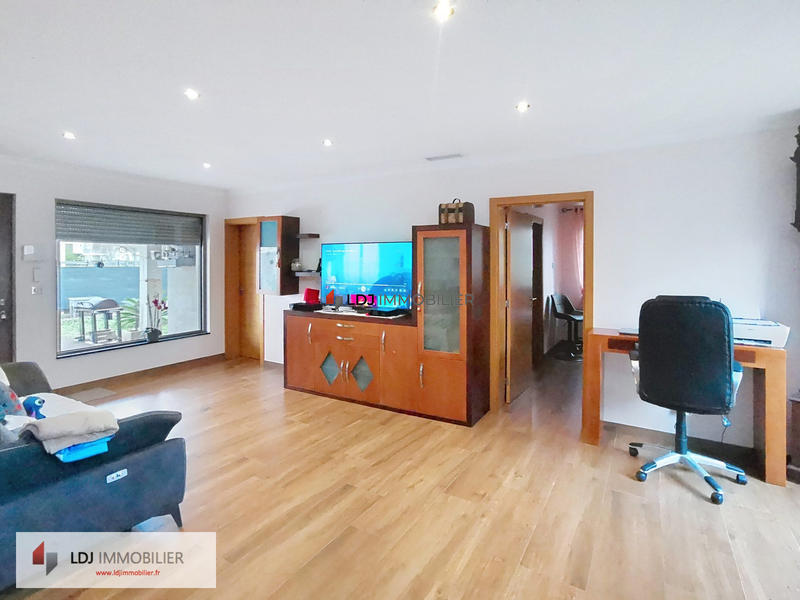 Villa - 127 m² - 5 pièces