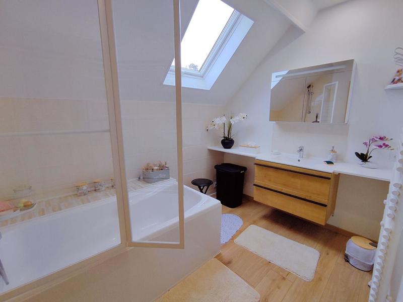 Maison - 187 m² - 7 pièces