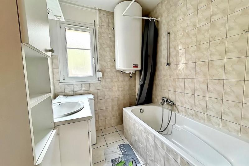 Appartement - 92 m² - 4 pièces