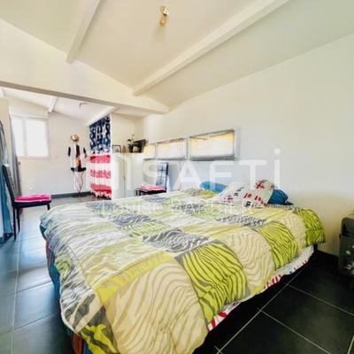 Maison - 175 m² - 7 pièces