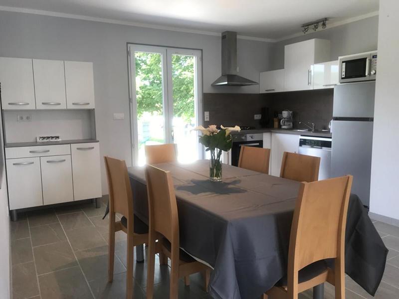 Maison - 606 m² - 29 pièces