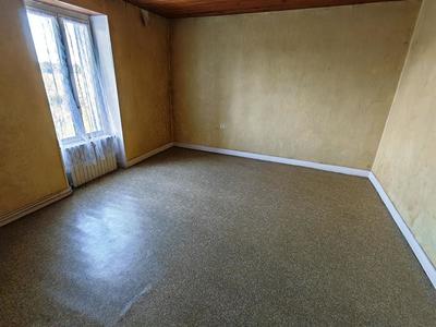 Maison - 225 m² - 10 pièces