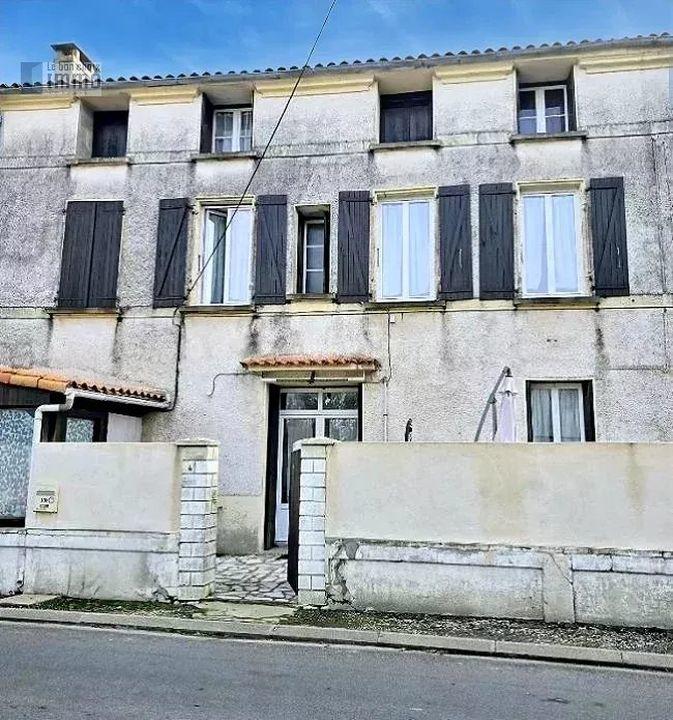 Maison de village - 131 m² - 5 pièces
