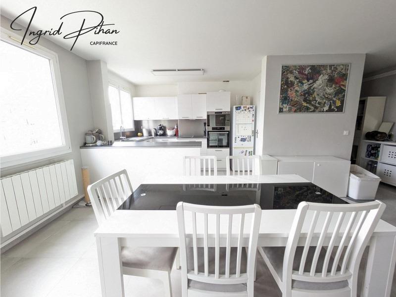 Appartement - 77 m² - 3 pièces