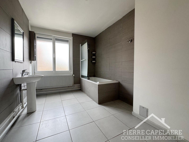 Maison - 80 m² - 4 pièces