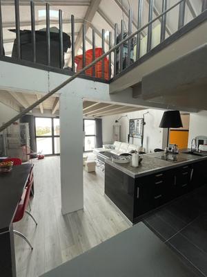 Appartement - 207 m² - 5 pièces