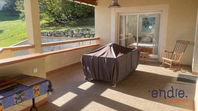 Maison - 176 m² - 7 pièces