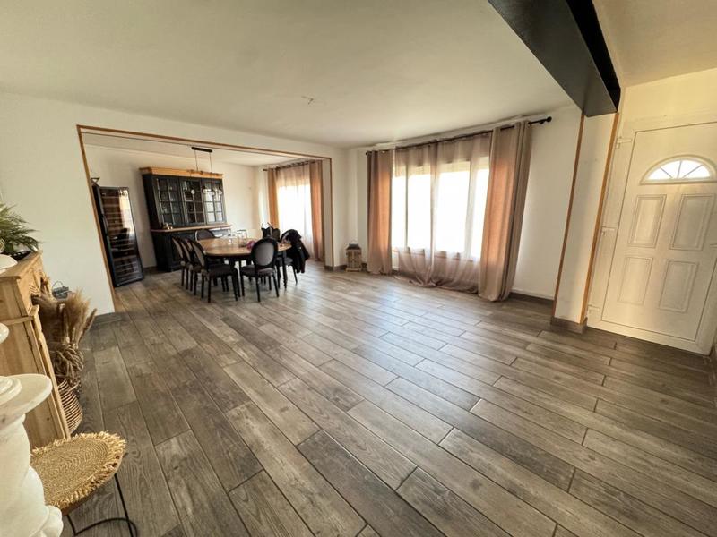 Maison - 139 m² - 6 pièces
