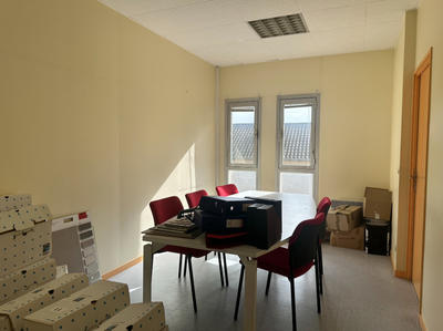 Bureau - 173 m²