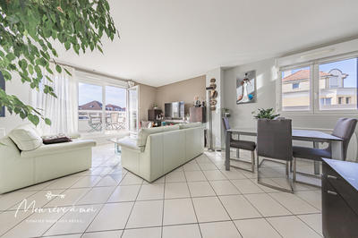 Appartement - 121 m² - 5 pièces