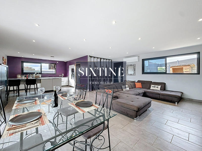 Maison - 138 m² - 5 pièces