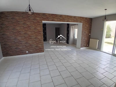 Maison ancienne - 122 m² - 6 pièces