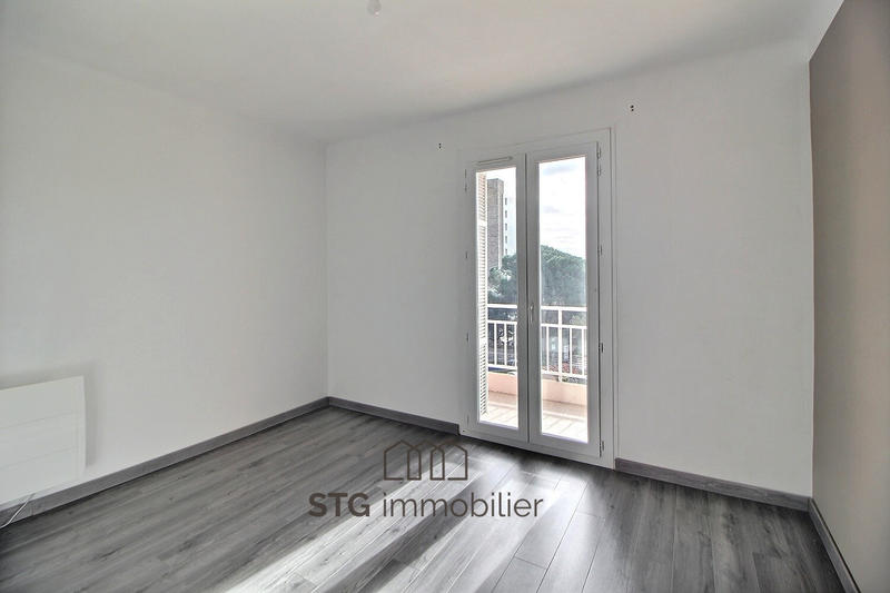 Appartement - 84 m² - 4 pièces