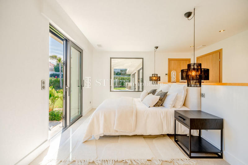 Villa - 266 m² - 5 pièces