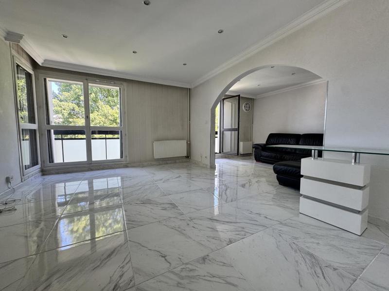 Appartement - 76 m² - 4 pièces