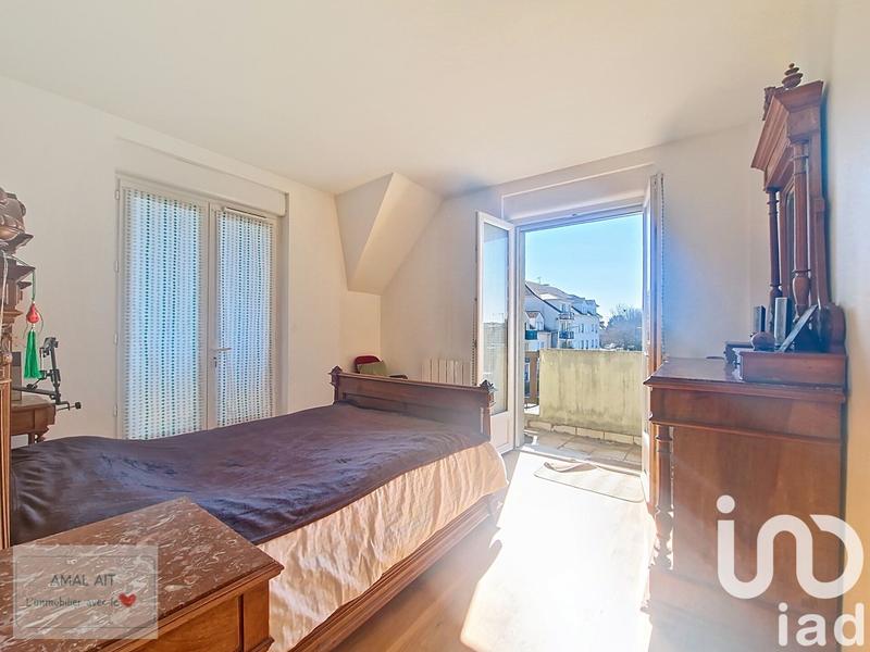 Maison - 226 m² - 9 pièces