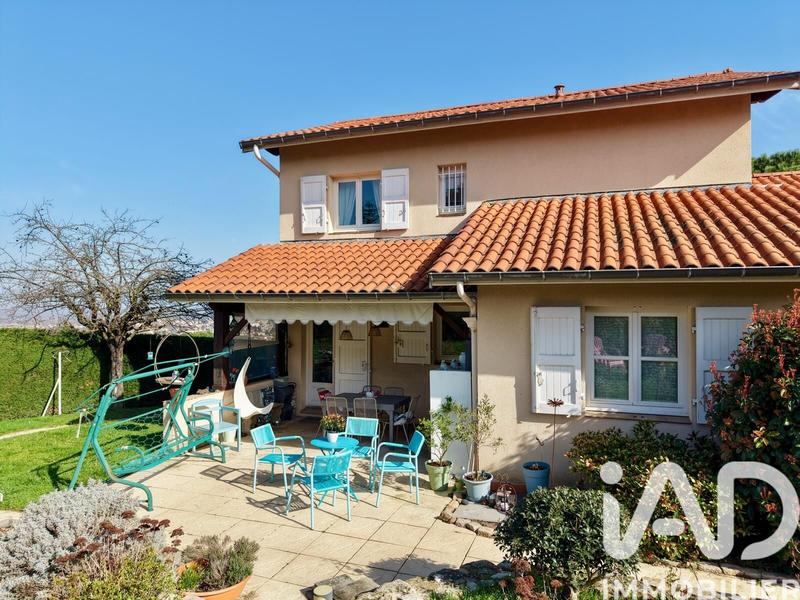 Maison de maîtres - 172 m² - 8 pièces