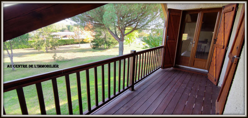 Maison - 226 m² - 7 pièces