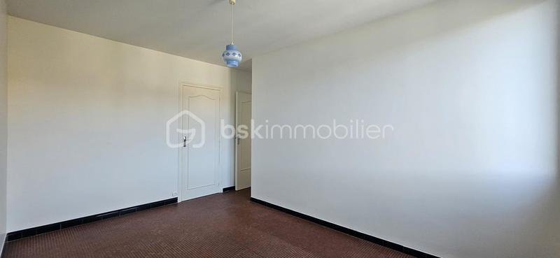 Appartement - 70 m² - 4 pièces