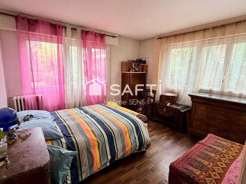 Appartement - 92 m² - 4 pièces