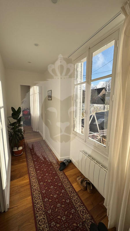 Maison - 161 m² - 7 pièces