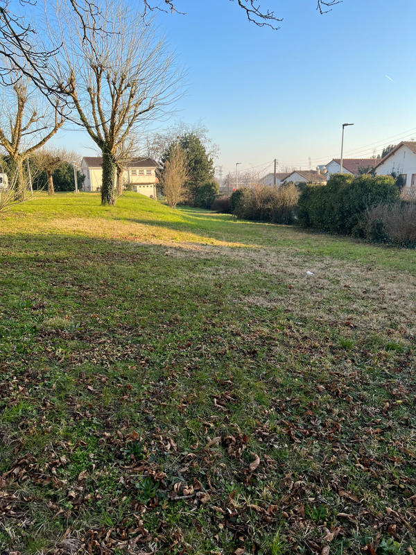 Terrain - 1 750 m²