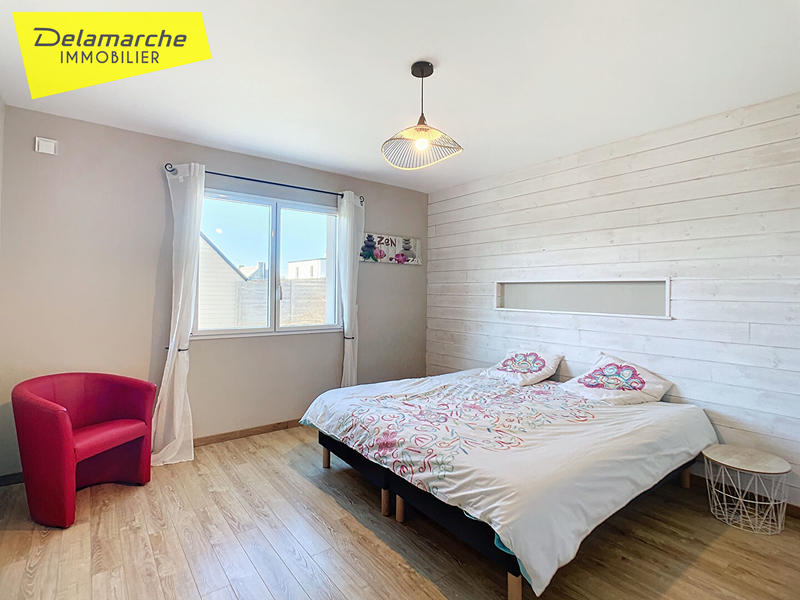 Maison - 215 m² - 6 pièces