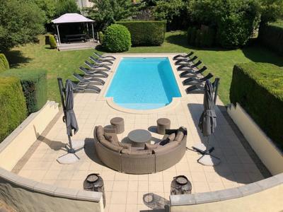 Château - 406 m² - 11 pièces