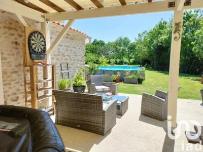 Maison - 215 m² - 8 pièces