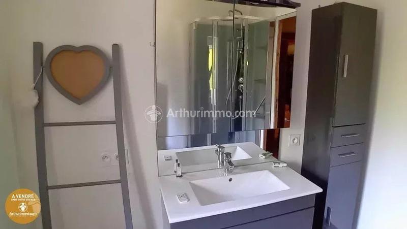 Maison - 310 m² - 10 pièces