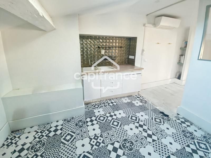 Immeuble - 245 m² - 8 pièces