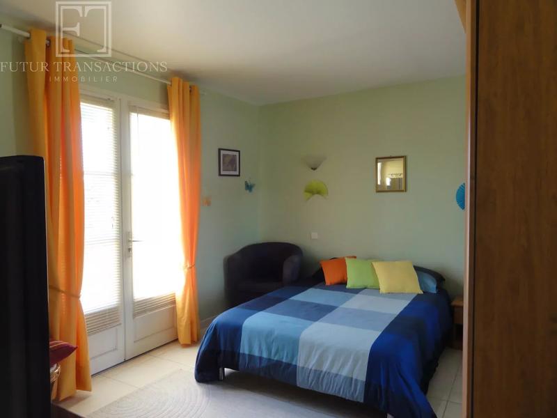 Maison - 187 m² - 7 pièces