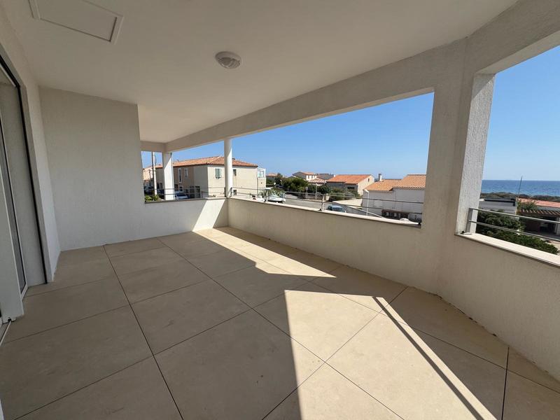 Appartement - 97 m² - 3 pièces