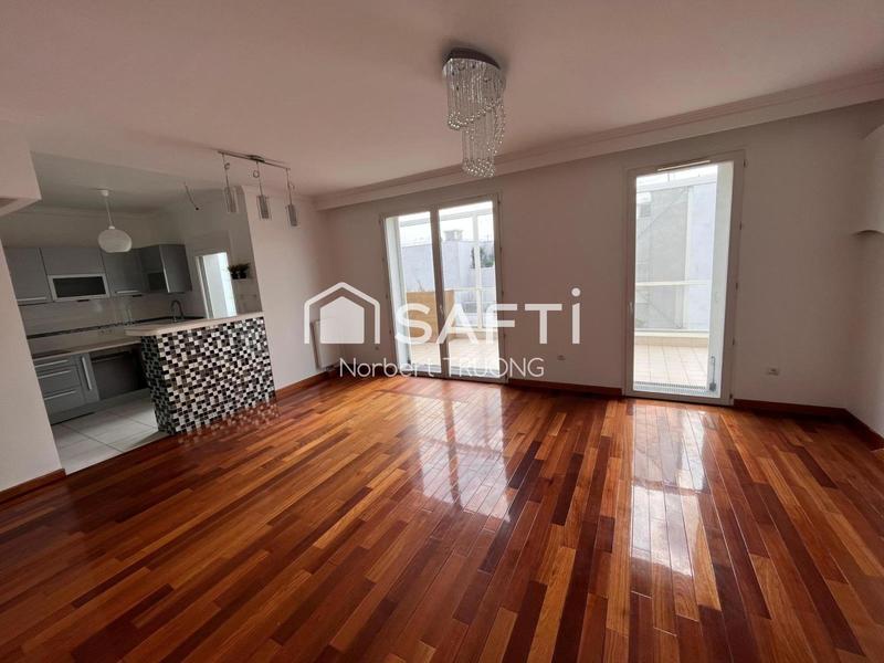 Appartement - 92 m² - 4 pièces