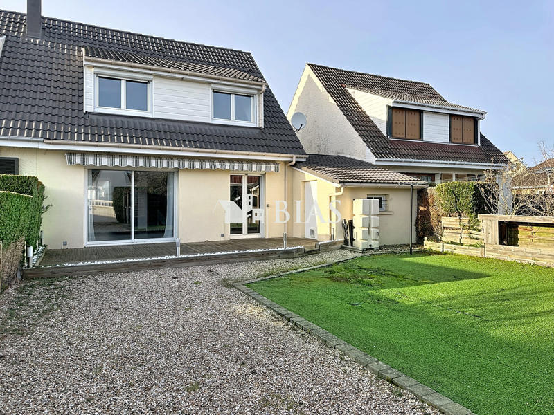 Maison - 91 m² - 4 pièces