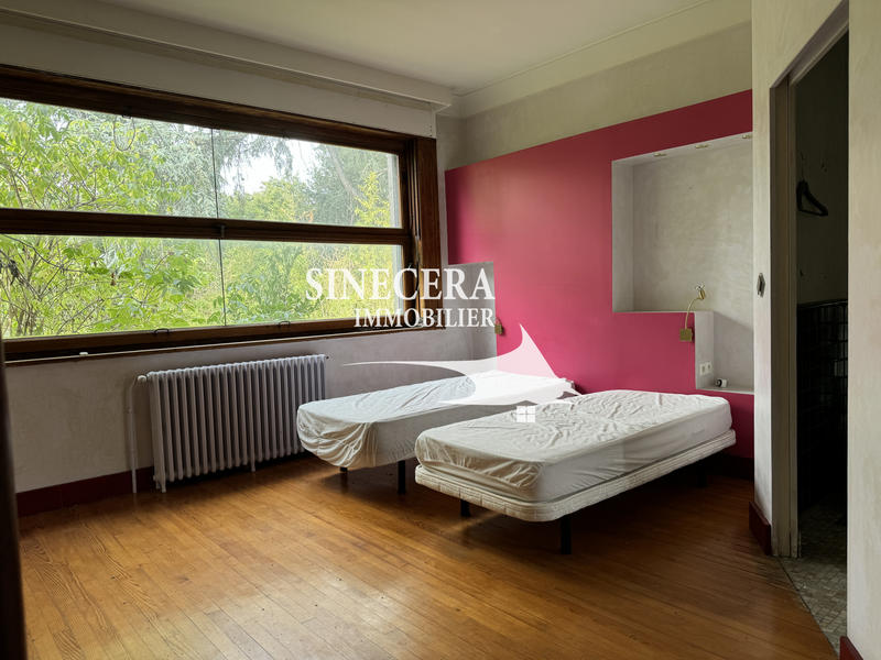 Propriété - 600 m² - 16 pièces