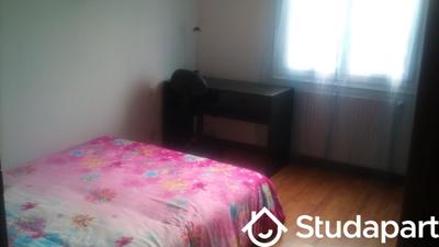 Chambre - 13 m² - 1 pièce