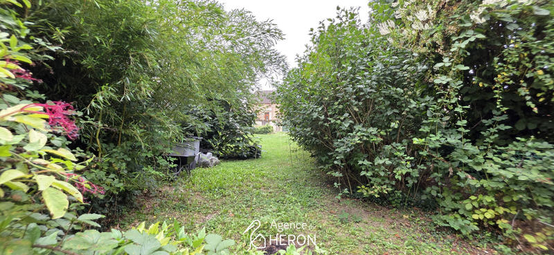 Maison - 217 m² - 6 pièces